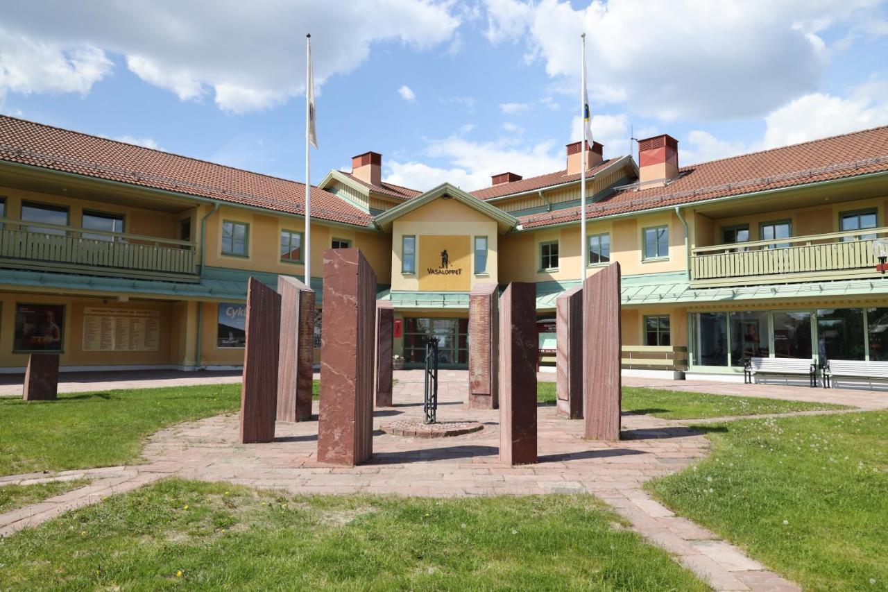 Vasaloppsmalet - Hostel Mora - Malkullans Vandrarhem Buitenkant foto